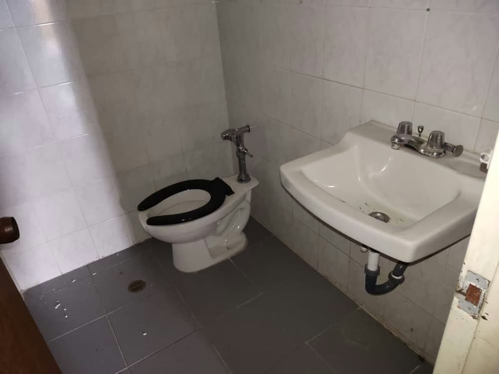 Oficina en Venta Torre Venezuela Valencia - 8