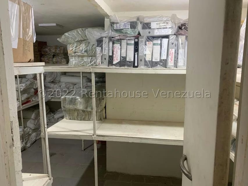 Comercial (Edificio) en Venta en Los Rosales, Distrito Metropolitano - 19