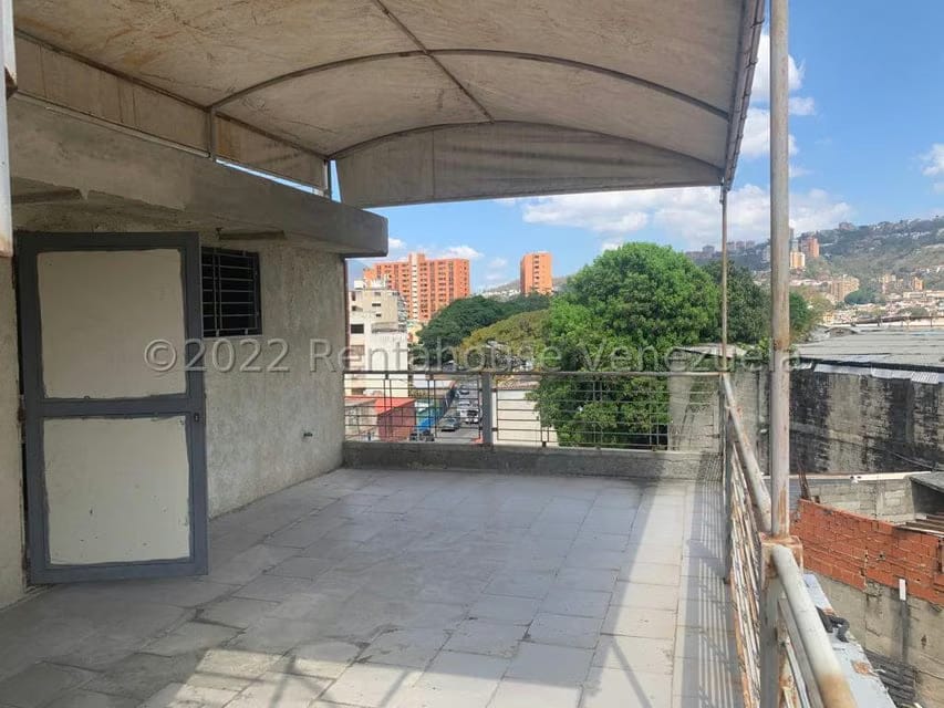 Comercial (Edificio) en Venta en Los Rosales, Distrito Metropolitano - 20