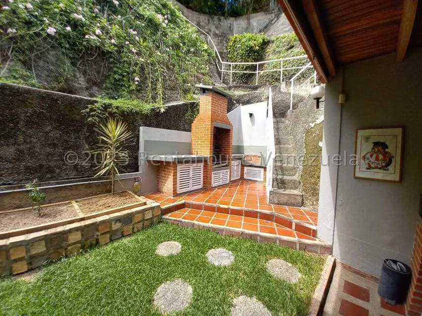 Casa (Duplex) en Venta en Prados del Este, Distrito Metropolitano - 20
