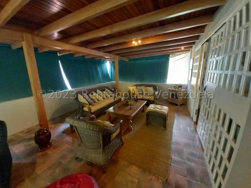 Casa (Duplex) en Venta en Prados del Este, Distrito Metropolitano - 27