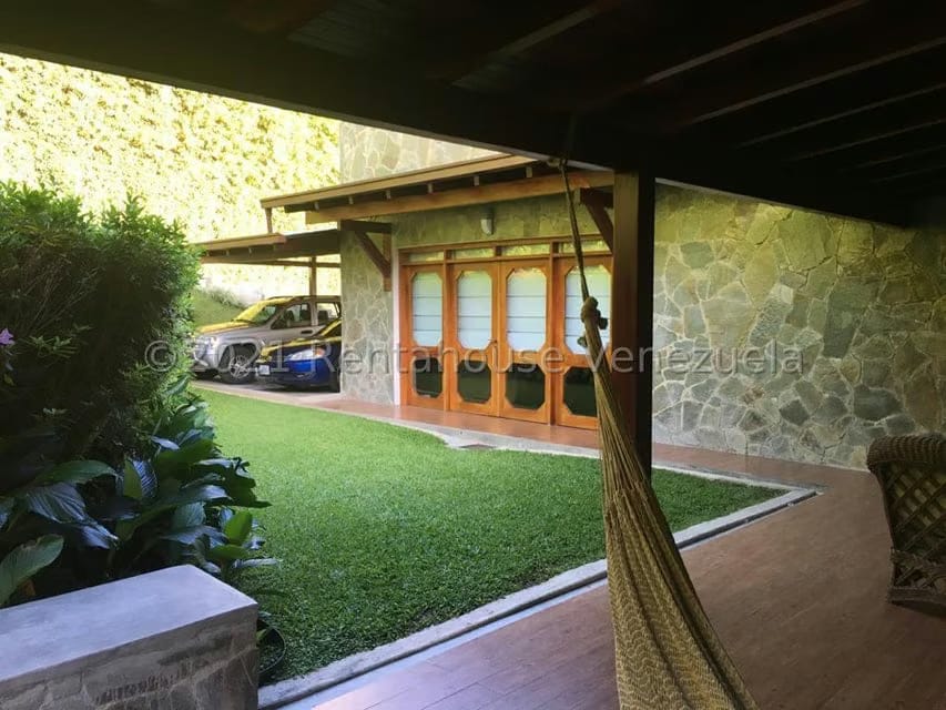Casa (Duplex) en Venta en La Lagunita Country Club, Distrito Metropolitano - 32