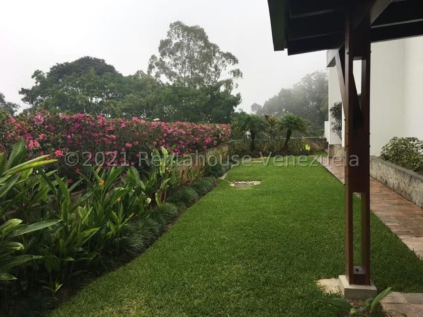Casa (Duplex) en Venta en La Lagunita Country Club, Distrito Metropolitano - 36