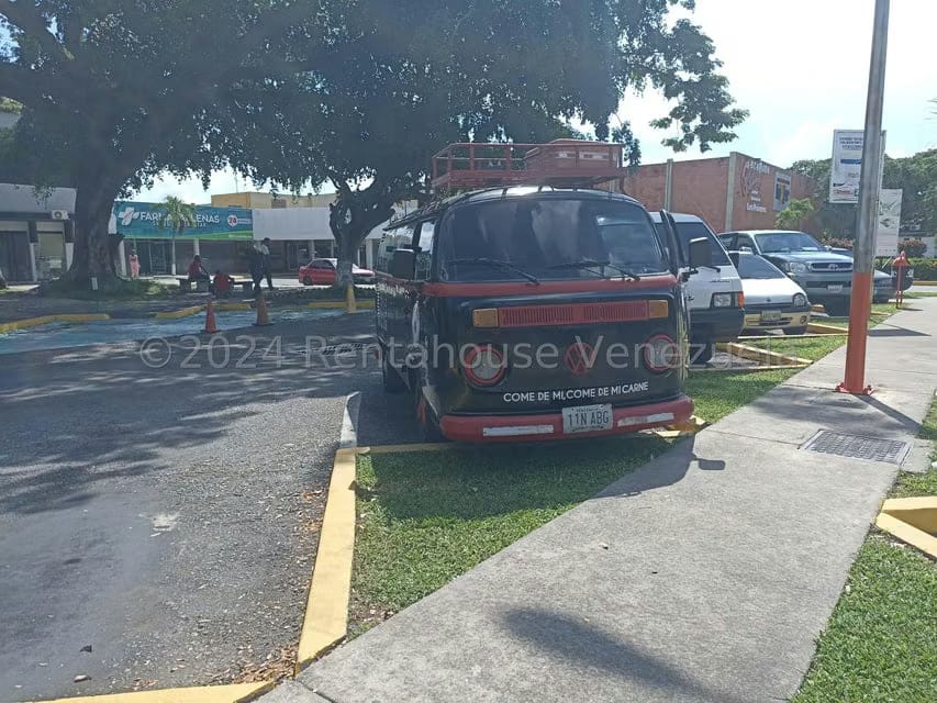 Negocios y Empresas (Alimentos y Bebidas) en Venta en Avenida Bolivar, Aragua - 2