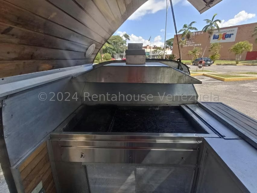 Negocios y Empresas (Alimentos y Bebidas) en Venta en Avenida Bolivar, Aragua - 11