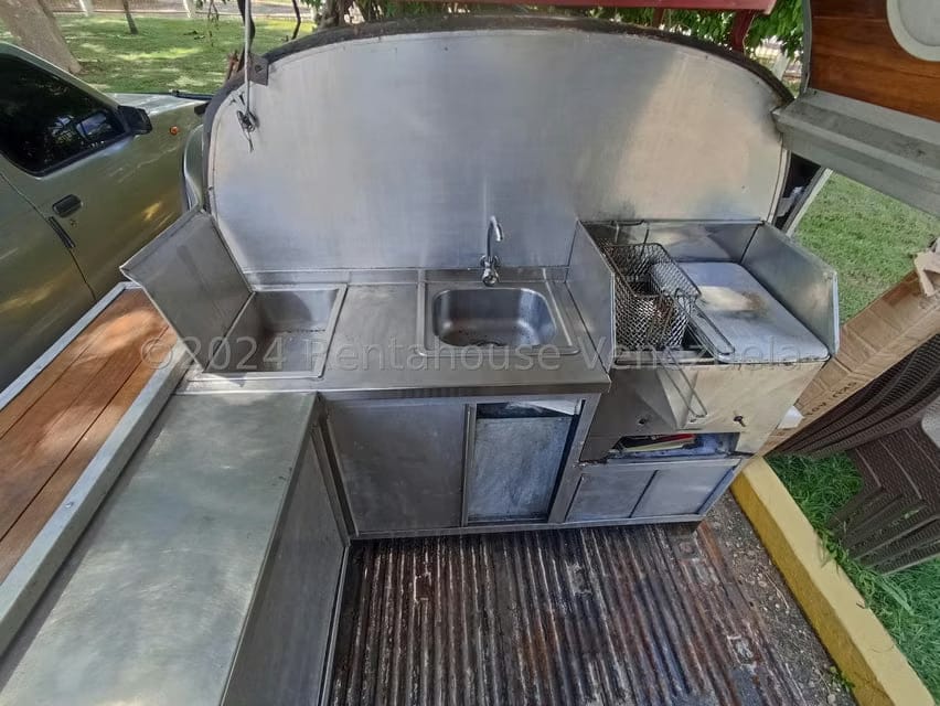 Negocios y Empresas (Alimentos y Bebidas) en Venta en Avenida Bolivar, Aragua - 9