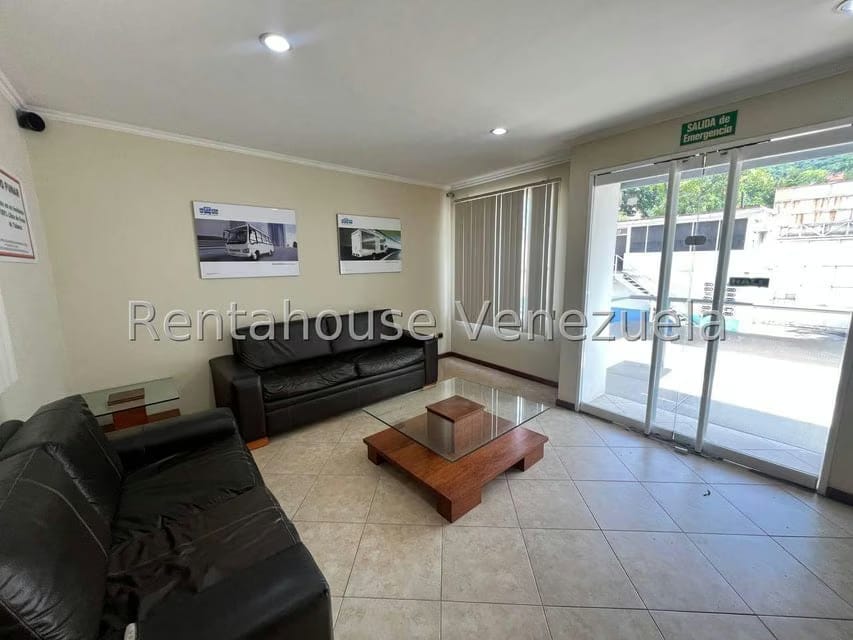 Comercial (Industrial) en Venta en Zona Industrial, Aragua - 2