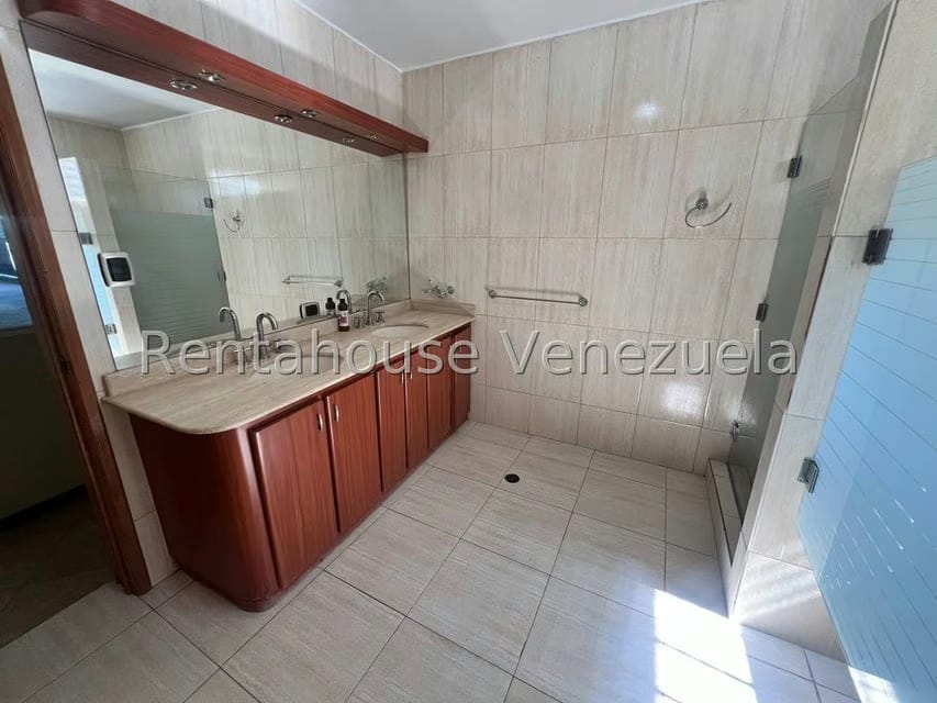 Comercial (Industrial) en Venta en Zona Industrial, Aragua - 12