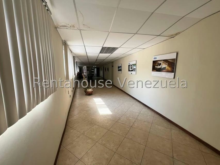 Comercial (Industrial) en Venta en Zona Industrial, Aragua - 21