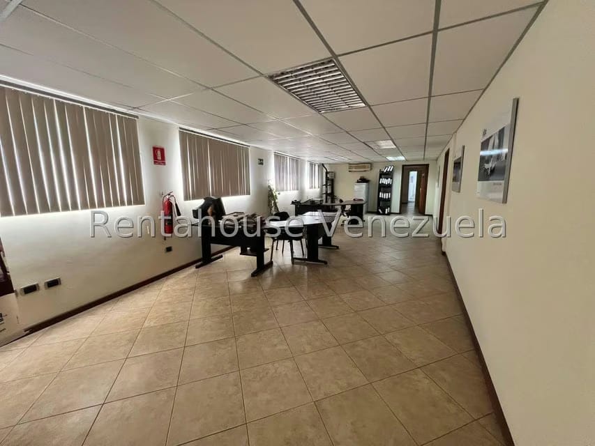 Comercial (Industrial) en Venta en Zona Industrial, Aragua - 26