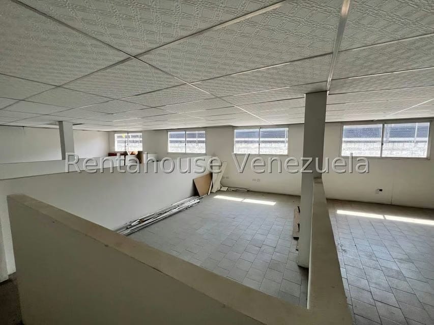 Comercial (Industrial) en Venta en Zona Industrial, Aragua - 38