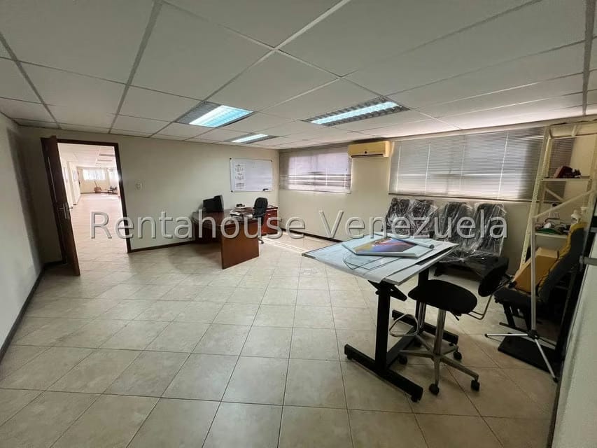 Comercial (Industrial) en Venta en Zona Industrial, Aragua - 40