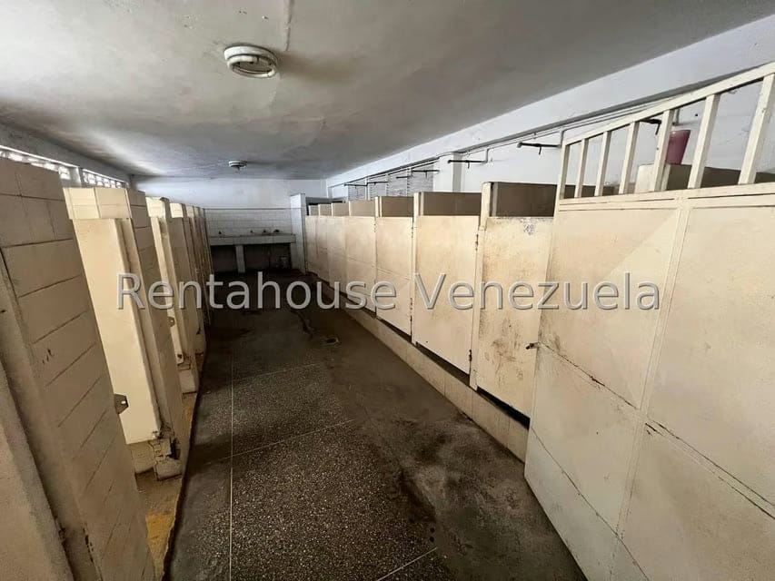 Comercial (Industrial) en Venta en Zona Industrial, Aragua - 42