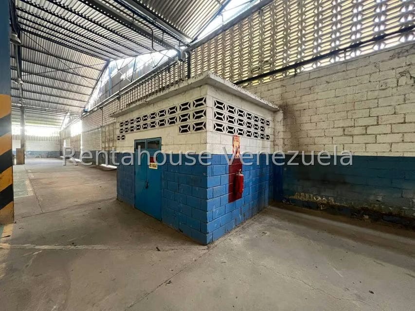 Comercial (Industrial) en Venta en Zona Industrial, Aragua - 45