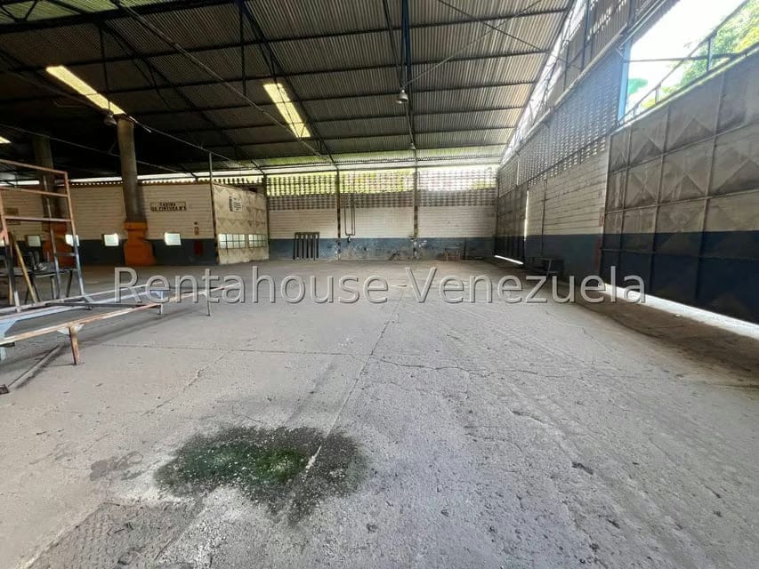 Comercial (Industrial) en Venta en Zona Industrial, Aragua - 48