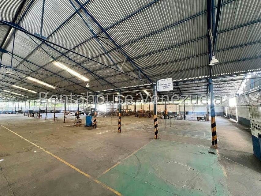 Comercial (Industrial) en Venta en Zona Industrial, Aragua - 54