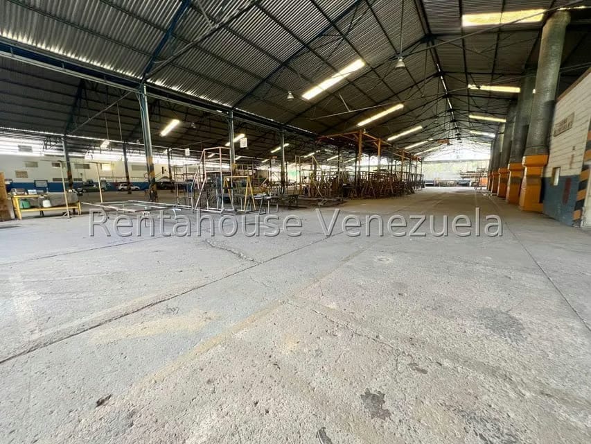Comercial (Industrial) en Venta en Zona Industrial, Aragua - 61