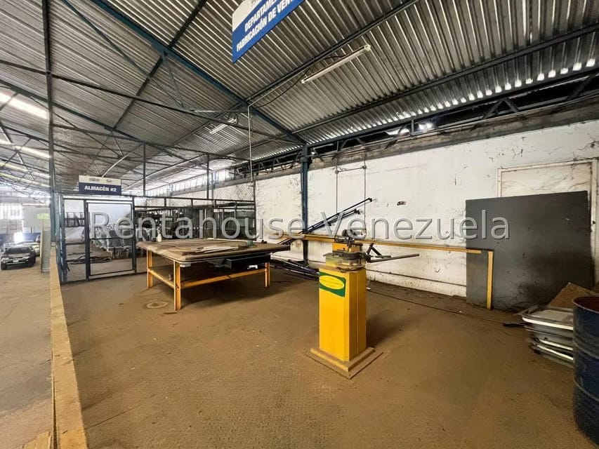 Comercial (Industrial) en Venta en Zona Industrial, Aragua - 69