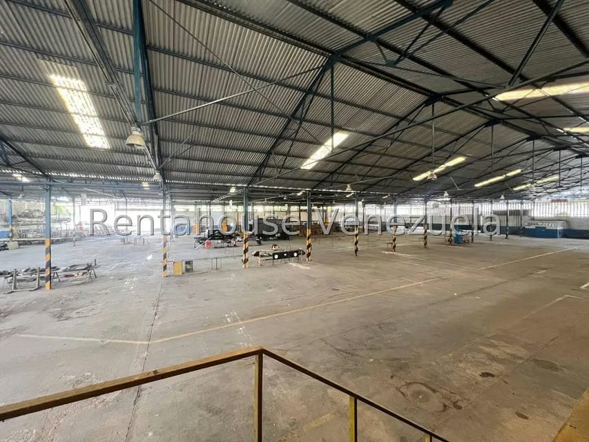 Comercial (Industrial) en Venta en Zona Industrial, Aragua - 76
