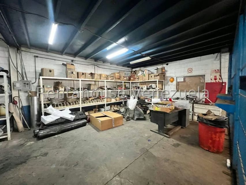 Comercial (Industrial) en Venta en Zona Industrial, Aragua - 82