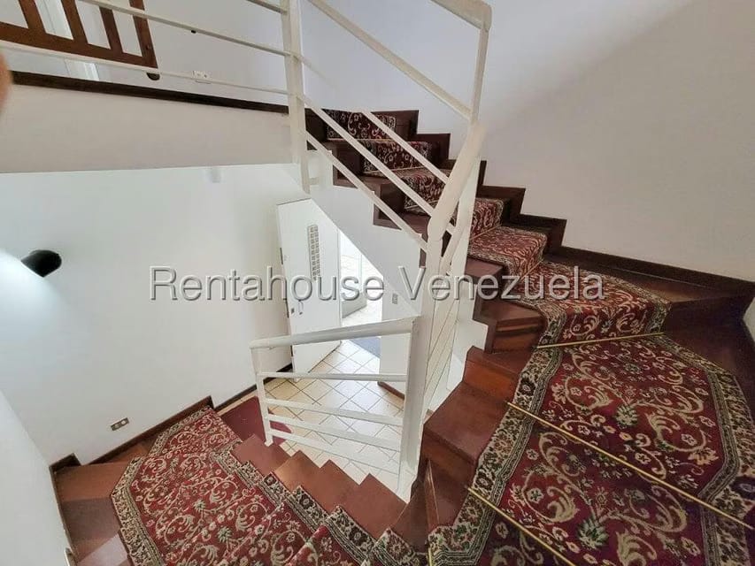 Casa (1 Nivel) en Alquiler en La Floresta, Distrito Metropolitano - 3