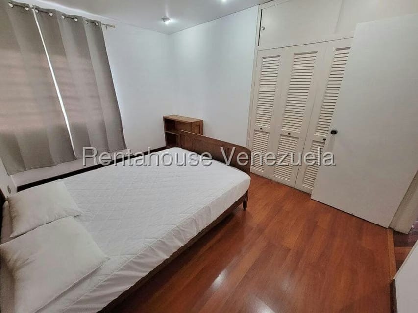 Casa (1 Nivel) en Alquiler en La Floresta, Distrito Metropolitano - 30
