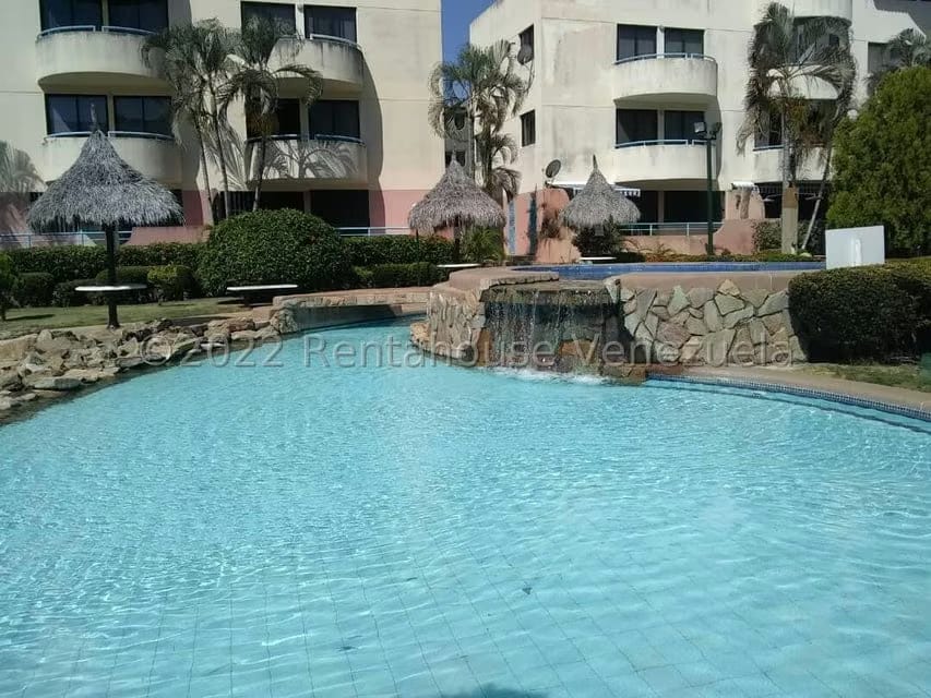 Apartamento (1 Nivel) en Venta en Agua Sal, Miranda - 3