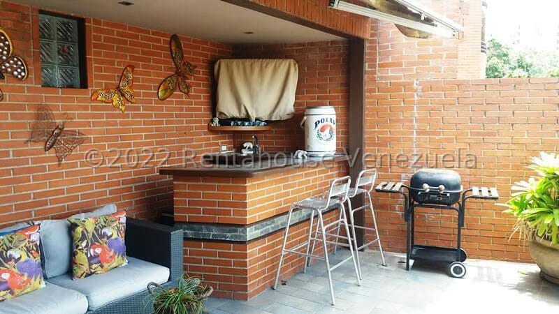 Apartamento (1 Nivel) en Alquiler en Los Chorros, Distrito Metropolitano - 17