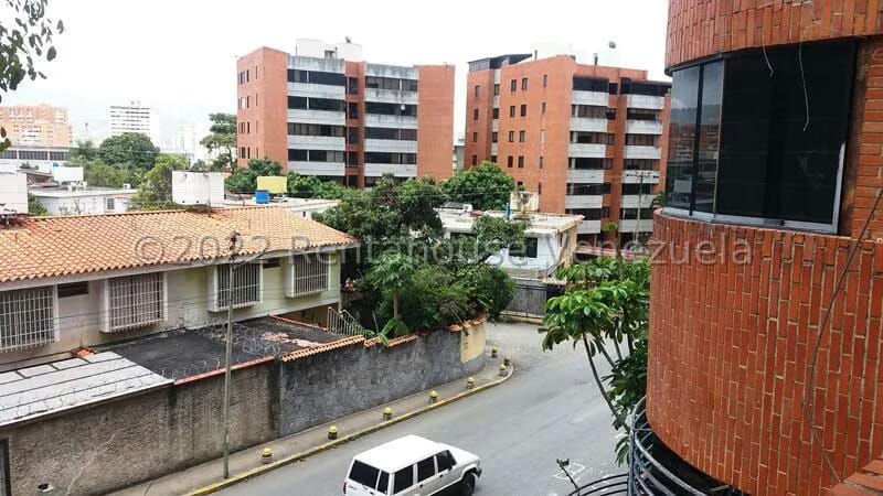 Apartamento (1 Nivel) en Alquiler en Los Chorros, Distrito Metropolitano - 19
