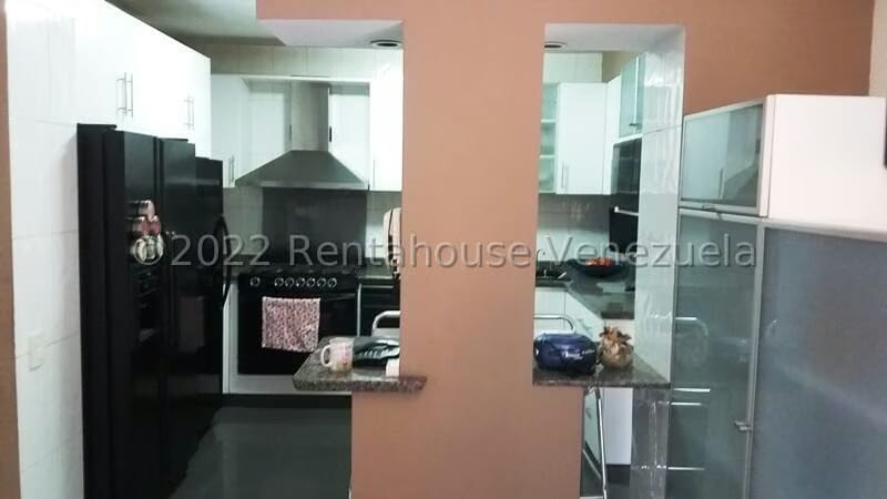 Apartamento (1 Nivel) en Alquiler en Los Chorros, Distrito Metropolitano - 23
