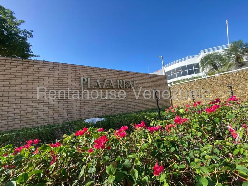 Townhouse (Duplex) en Venta en Playa Moreno, Nueva Esparta