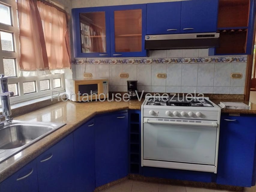 Apartamento (1 Nivel) en Alquiler en Prados del Este, Distrito Metropolitano - 5