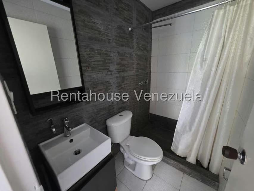 Apartamento (1 Nivel) en Alquiler en Vizcaya, Distrito Metropolitano - 10