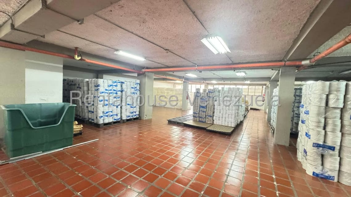 Comercial (Edificio) en Alquiler en Parroquia La Candelaria, Distrito Metropolitano - 6