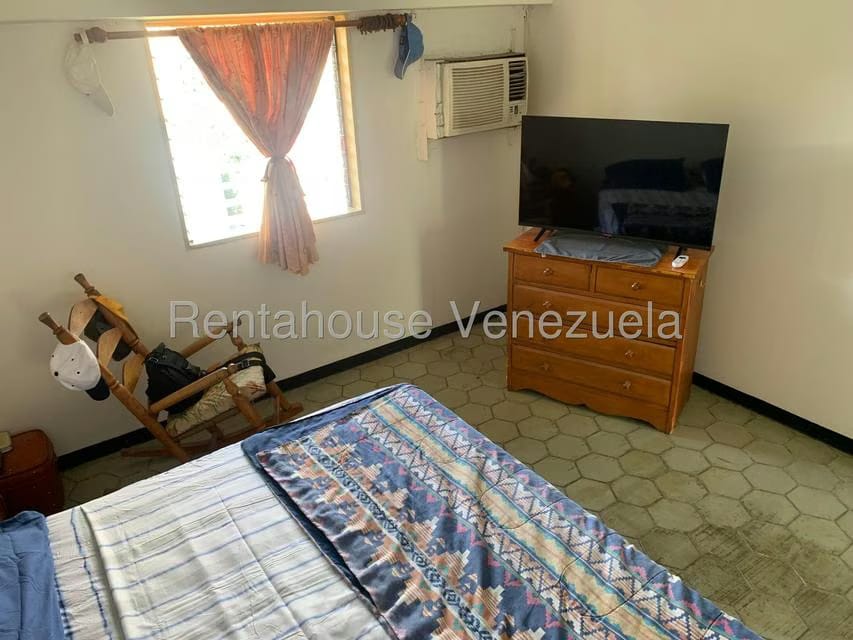 Apartamento (Duplex) en Venta en Colinas de Bello Monte, Distrito Metropolitano - 19