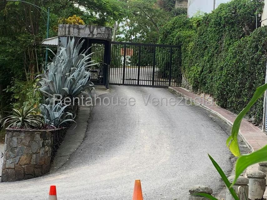 Apartamento (Duplex) en Venta en Colinas de Bello Monte, Distrito Metropolitano - 3
