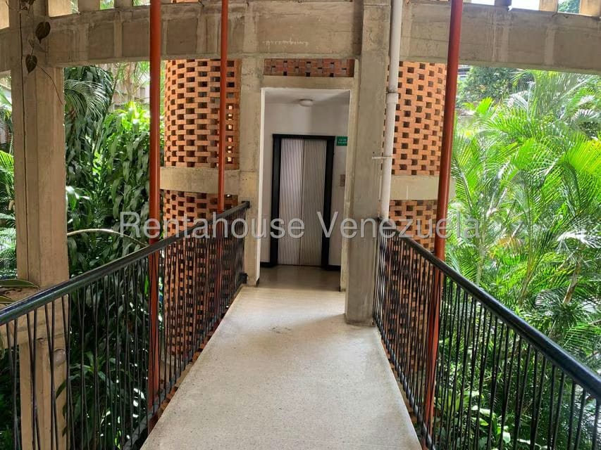 Apartamento (Duplex) en Venta en Colinas de Bello Monte, Distrito Metropolitano - 6