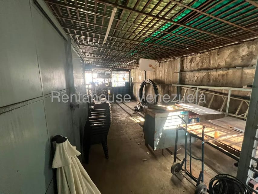 Comercial (Local Comercial) en Venta en El Rosal, Distrito Metropolitano - 16