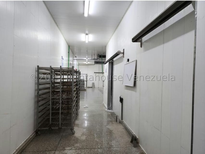 Negocios y Empresas (Alimentos y Bebidas) en Venta en Vega Arriba, Miranda - 24