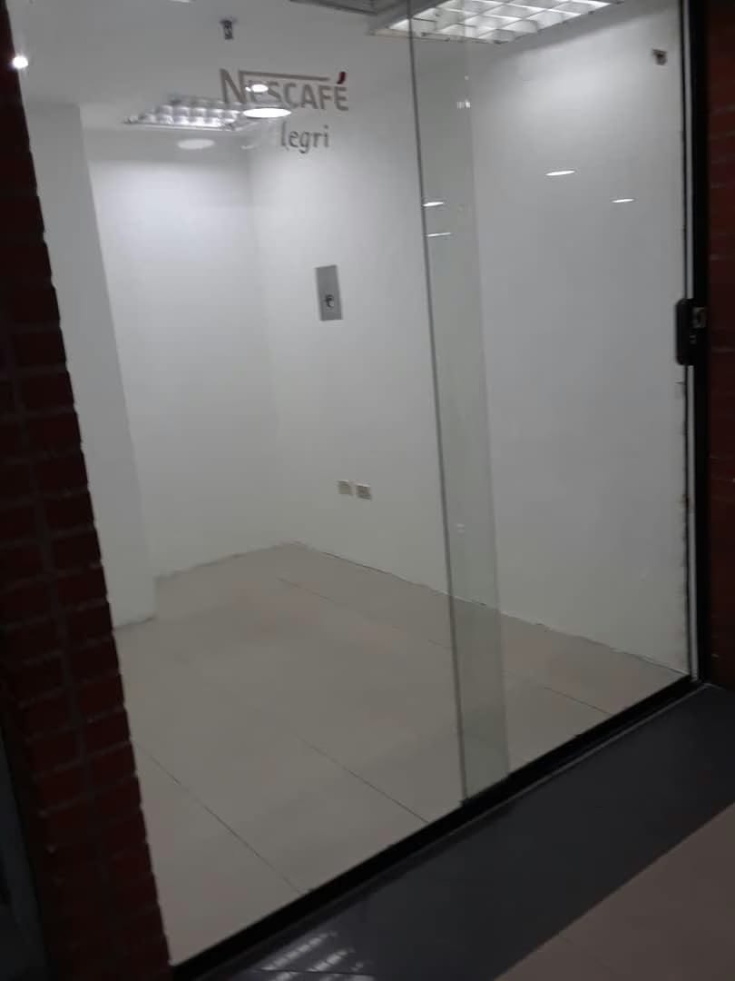 Local Comercial en Alquiler - Urb. Las Acacias - Caracas - Distrito Capital - 5