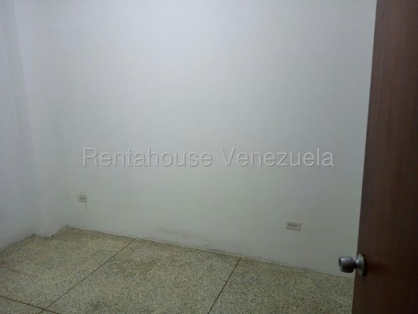 Apartamento (1 Nivel) en Venta en Parroquia La Candelaria, Distrito Metropolitano - 18