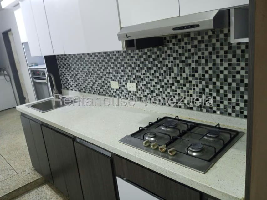 Apartamento (1 Nivel) en Venta en Parroquia La Candelaria, Distrito Metropolitano - 6