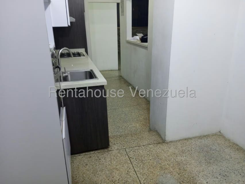 Apartamento (1 Nivel) en Venta en Parroquia La Candelaria, Distrito Metropolitano - 8