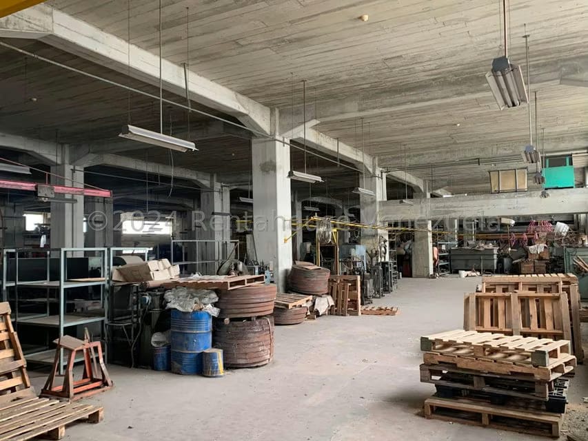 Comercial (Edificio) en Venta en El Marques, Miranda - 107