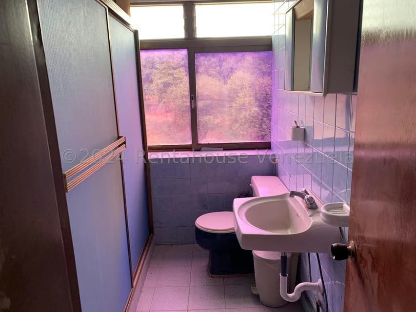 Comercial (Edificio) en Venta en El Marques, Miranda - 109