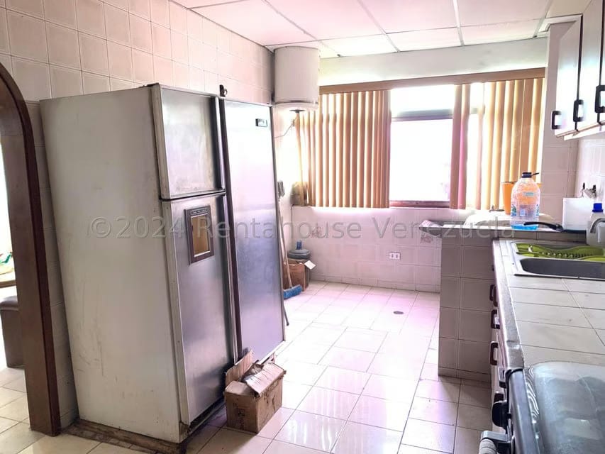 Comercial (Edificio) en Venta en El Marques, Miranda - 113