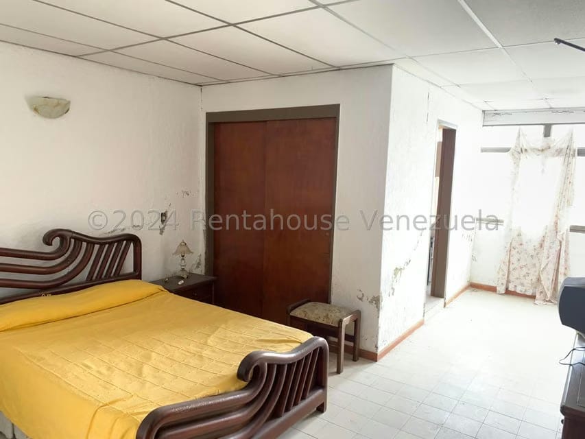 Comercial (Edificio) en Venta en El Marques, Miranda - 117