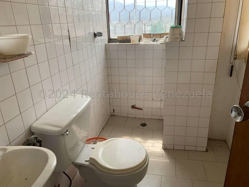 Comercial (Edificio) en Venta en El Marques, Miranda - 18