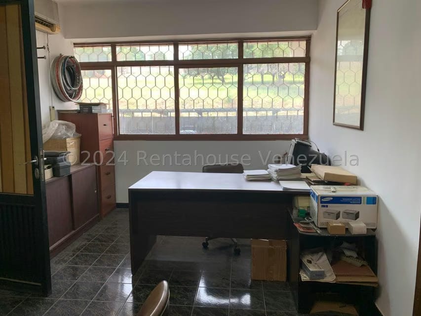 Comercial (Edificio) en Venta en El Marques, Miranda - 21