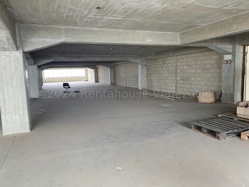 Comercial (Edificio) en Venta en El Marques, Miranda - 45